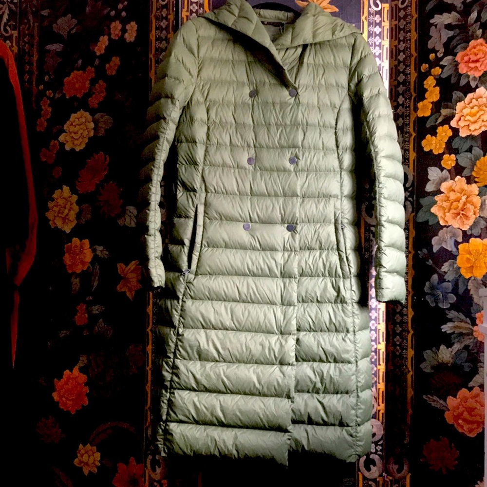 Pajar. Travel puffer coat M